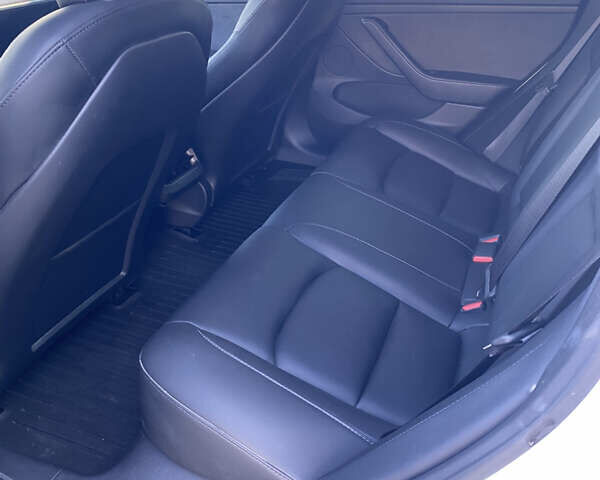 Белый Тесла Модель 3, объемом двигателя 0 л и пробегом 40 тыс. км за 21000 $, фото 13 на Automoto.ua