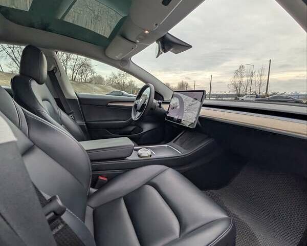 Белый Тесла Модель 3, объемом двигателя 0 л и пробегом 118 тыс. км за 21999 $, фото 7 на Automoto.ua