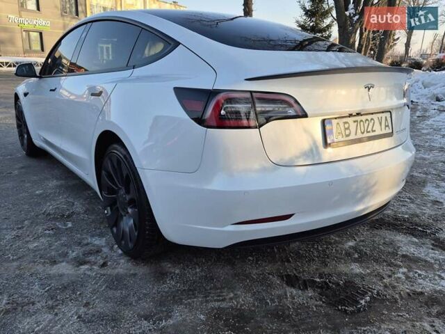 Білий Тесла Модель 3, об'ємом двигуна 0 л та пробігом 44 тис. км за 24900 $, фото 3 на Automoto.ua