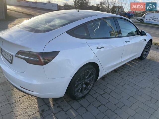 Белый Тесла Модель 3, объемом двигателя 0 л и пробегом 17 тыс. км за 28500 $, фото 2 на Automoto.ua