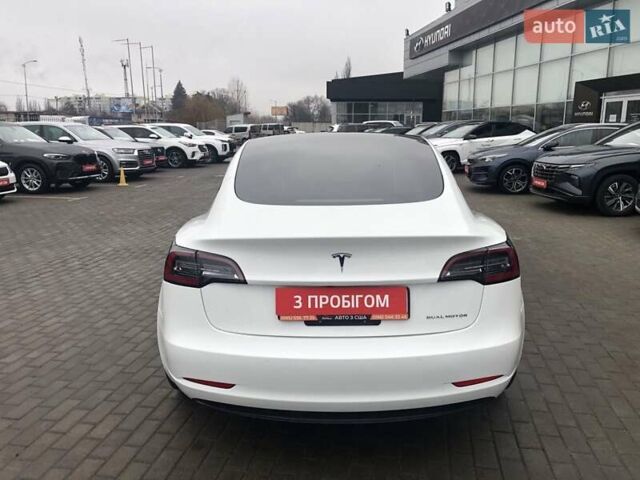 Білий Тесла Модель 3, об'ємом двигуна 0 л та пробігом 10 тис. км за 25500 $, фото 5 на Automoto.ua