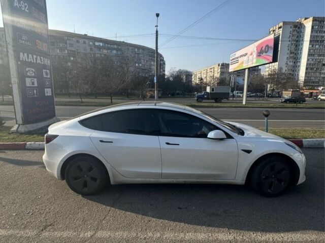 Білий Тесла Модель 3, об'ємом двигуна 0 л та пробігом 3 тис. км за 20000 $, фото 5 на Automoto.ua