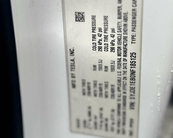 Білий Тесла Модель 3, об'ємом двигуна 0 л та пробігом 60 тис. км за 21000 $, фото 15 на Automoto.ua
