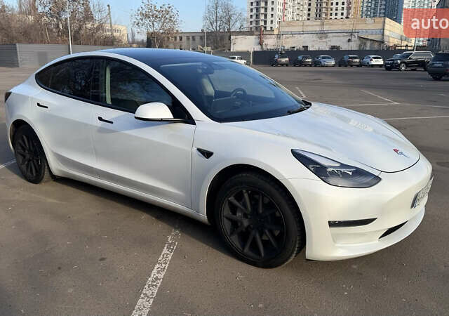 Білий Тесла Модель 3, об'ємом двигуна 0 л та пробігом 88 тис. км за 21000 $, фото 8 на Automoto.ua