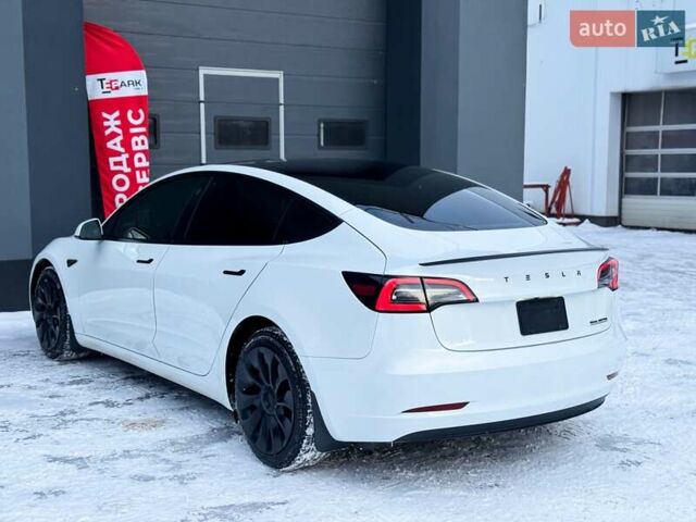 Белый Тесла Модель 3, объемом двигателя 0 л и пробегом 35 тыс. км за 20999 $, фото 7 на Automoto.ua