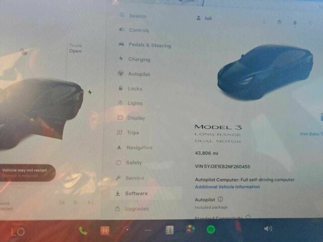 Белый Тесла Модель 3, объемом двигателя 0 л и пробегом 70 тыс. км за 5500 $, фото 8 на Automoto.ua