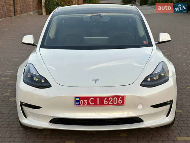 Белый Тесла Модель 3, объемом двигателя 0 л и пробегом 1 тыс. км за 37999 $, фото 9 на Automoto.ua