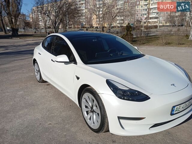 Белый Тесла Модель 3, объемом двигателя 0 л и пробегом 56 тыс. км за 22190 $, фото 3 на Automoto.ua