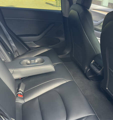 Білий Тесла Модель 3, об'ємом двигуна 0 л та пробігом 65 тис. км за 33500 $, фото 9 на Automoto.ua