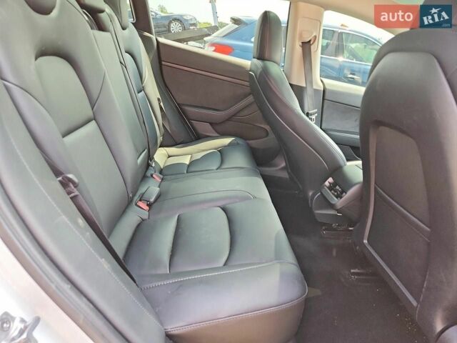 Білий Тесла Модель 3, об'ємом двигуна 0 л та пробігом 81 тис. км за 6500 $, фото 9 на Automoto.ua