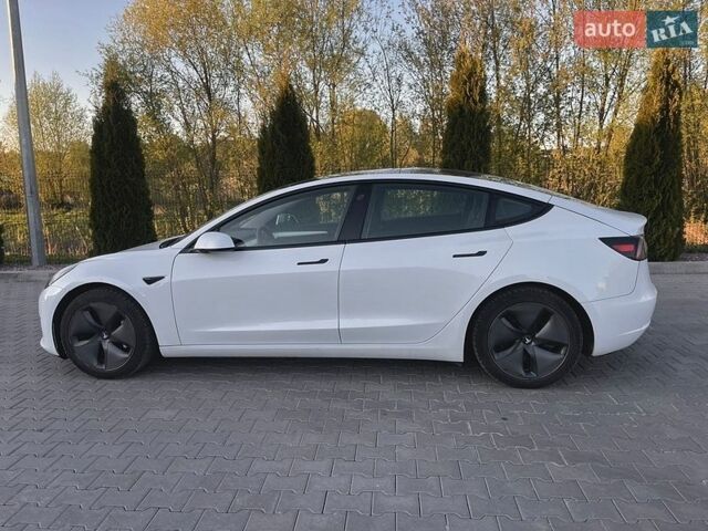 Білий Тесла Модель 3, об'ємом двигуна 0 л та пробігом 84 тис. км за 18100 $, фото 3 на Automoto.ua