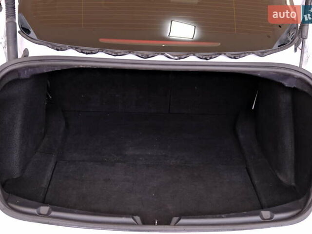 Білий Тесла Модель 3, об'ємом двигуна 0 л та пробігом 60 тис. км за 22900 $, фото 43 на Automoto.ua