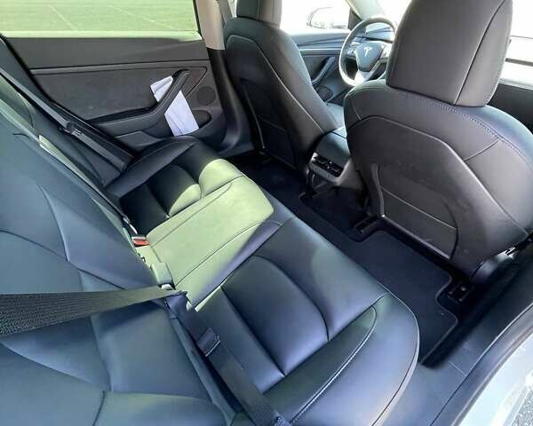 Тесла Модель 3 2022 в Киеве на Automoto.ua Белый Тесла Модель 3, объемом двигателя 0 л и пробегом 65 тыс. км за 29500 $, фото 15 на Automoto.ua