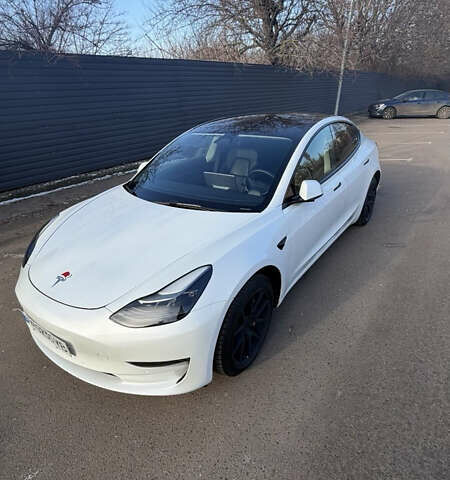 Білий Тесла Модель 3, об'ємом двигуна 0 л та пробігом 88 тис. км за 21000 $, фото 3 на Automoto.ua