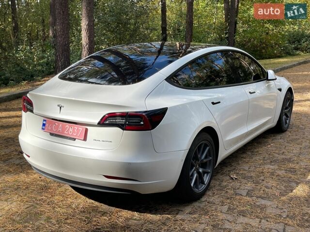 Белый Тесла Модель 3, объемом двигателя 0 л и пробегом 168 тыс. км за 18400 $, фото 6 на Automoto.ua