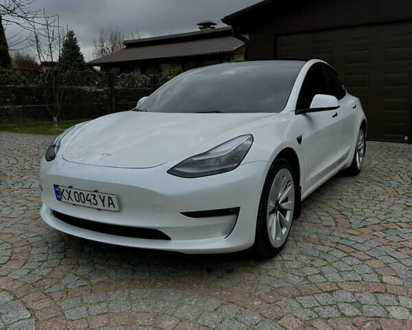 Білий Тесла Модель 3, об'ємом двигуна 0 л та пробігом 30 тис. км за 23200 $, фото 3 на Automoto.ua
