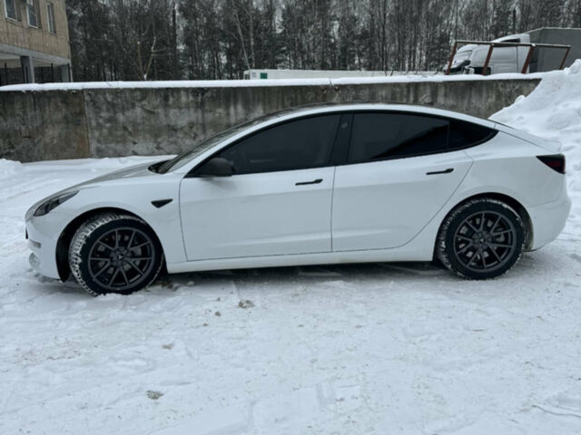 Белый Тесла Модель 3, объемом двигателя 0 л и пробегом 62 тыс. км за 23100 $, фото 16 на Automoto.ua