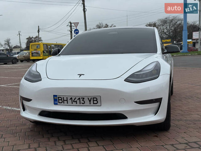 Белый Тесла Модель 3, объемом двигателя 0 л и пробегом 31 тыс. км за 20900 $, фото 6 на Automoto.ua