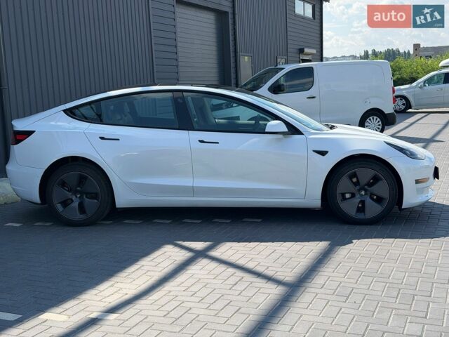 Білий Тесла Модель 3, об'ємом двигуна 0 л та пробігом 60 тис. км за 21500 $, фото 8 на Automoto.ua