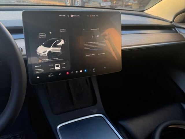 Білий Тесла Модель 3, об'ємом двигуна 0 л та пробігом 95 тис. км за 16800 $, фото 12 на Automoto.ua