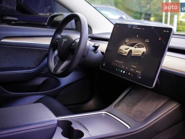 Білий Тесла Модель 3, об'ємом двигуна 0 л та пробігом 33 тис. км за 19499 $, фото 30 на Automoto.ua