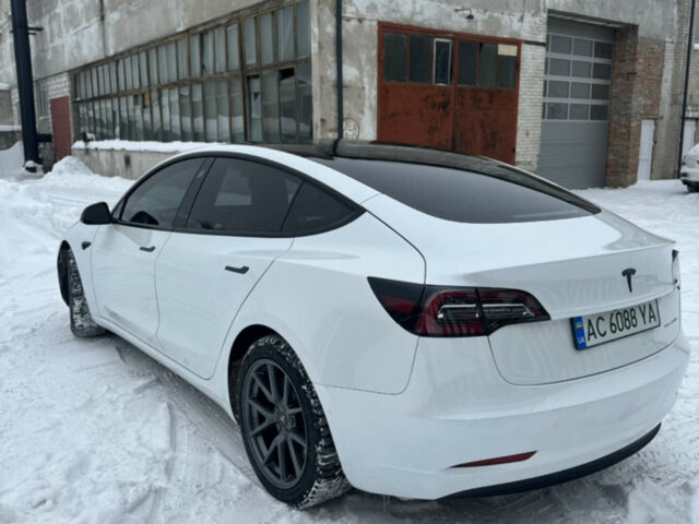 Белый Тесла Модель 3, объемом двигателя 0 л и пробегом 62 тыс. км за 23100 $, фото 20 на Automoto.ua