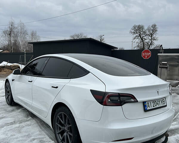Білий Тесла Модель 3, об'ємом двигуна 0 л та пробігом 51 тис. км за 24500 $, фото 4 на Automoto.ua