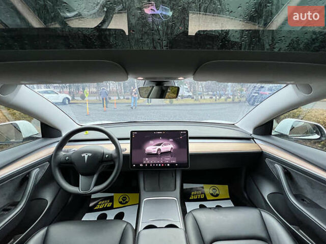 Білий Тесла Модель 3, об'ємом двигуна 0 л та пробігом 33 тис. км за 21300 $, фото 10 на Automoto.ua