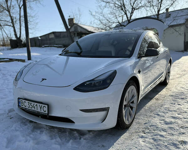 Білий Тесла Модель 3, об'ємом двигуна 0 л та пробігом 38 тис. км за 20999 $, фото 6 на Automoto.ua