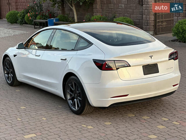 Белый Тесла Модель 3, объемом двигателя 0 л и пробегом 1 тыс. км за 37999 $, фото 19 на Automoto.ua
