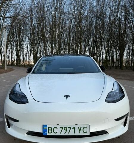 Белый Тесла Модель 3, объемом двигателя 0 л и пробегом 94 тыс. км за 21800 $, фото 12 на Automoto.ua