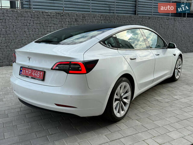 Белый Тесла Модель 3, объемом двигателя 0 л и пробегом 214 тыс. км за 16300 $, фото 16 на Automoto.ua