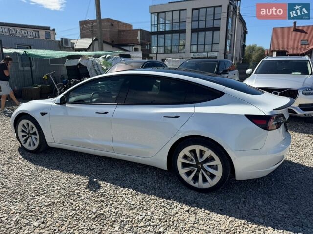 Белый Тесла Модель 3, объемом двигателя 0 л и пробегом 83 тыс. км за 21500 $, фото 10 на Automoto.ua