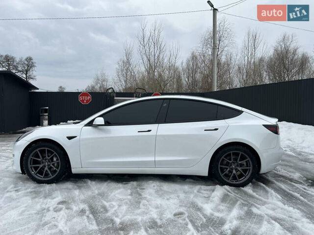 Білий Тесла Модель 3, об'ємом двигуна 0 л та пробігом 51 тис. км за 24500 $, фото 6 на Automoto.ua