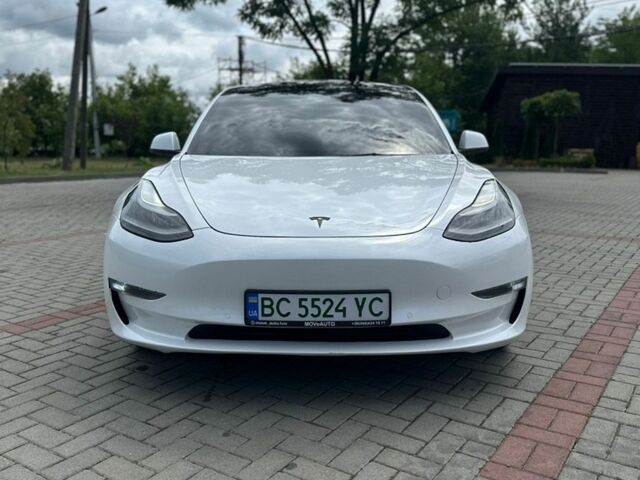 Белый Тесла Модель 3, объемом двигателя 0 л и пробегом 96 тыс. км за 22000 $, фото 1 на Automoto.ua