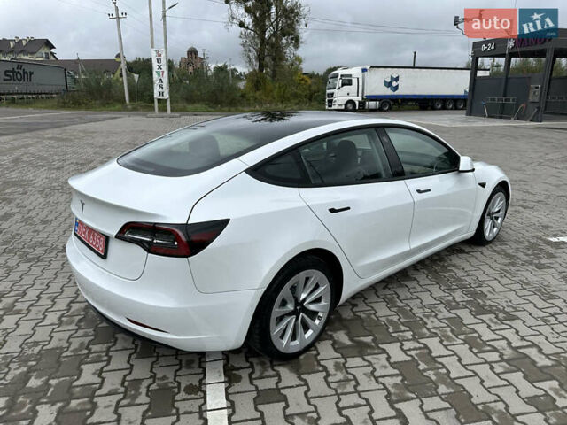 Білий Тесла Модель 3, об'ємом двигуна 0 л та пробігом 120 тис. км за 15900 $, фото 10 на Automoto.ua