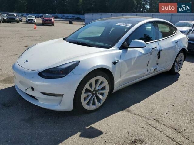 Тесла Модель 3 2022 у Києві на Automoto.ua Білий Тесла Модель 3, об'ємом двигуна 0 л та пробігом 54 тис. км за 13910 $, фото 4 на Automoto.ua