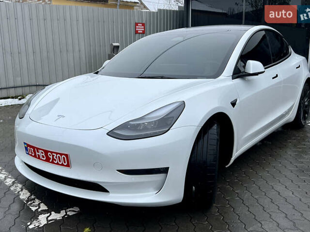 Білий Тесла Модель 3, об'ємом двигуна 0 л та пробігом 5 тис. км за 22500 $, фото 5 на Automoto.ua