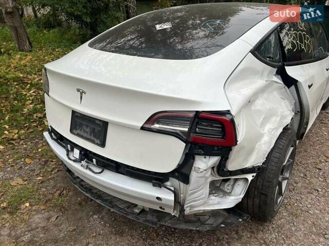 Тесла Модель 3 2022 у Києві на Automoto.ua Білий Тесла Модель 3, об'ємом двигуна 0 л та пробігом 64 тис. км за 14700 $, фото 15 на Automoto.ua
