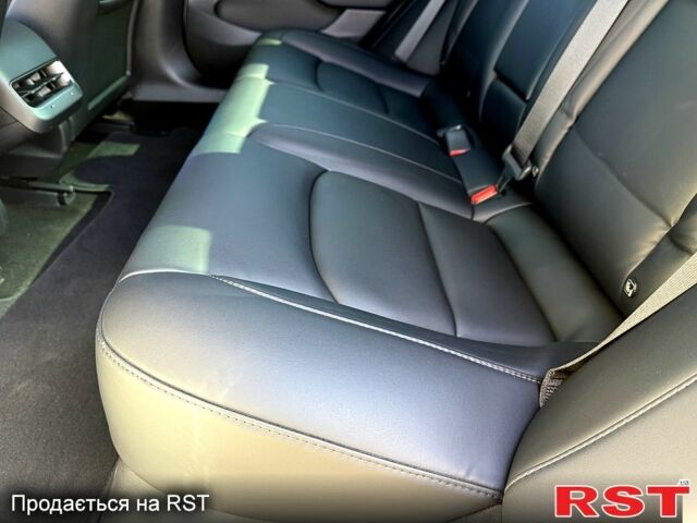 Білий Тесла Модель 3, об'ємом двигуна 0.32 л та пробігом 13 тис. км за 22500 $, фото 11 на Automoto.ua