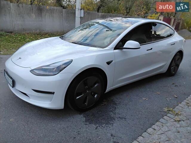 Белый Тесла Модель 3, объемом двигателя 0 л и пробегом 38 тыс. км за 21200 $, фото 4 на Automoto.ua