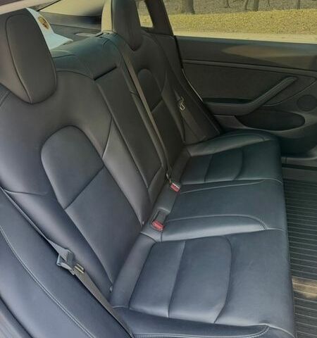 Белый Тесла Модель 3, объемом двигателя 0 л и пробегом 94 тыс. км за 21800 $, фото 27 на Automoto.ua