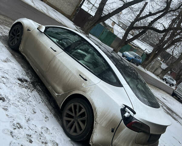 Белый Тесла Модель 3, объемом двигателя 0 л и пробегом 22 тыс. км за 16100 $, фото 3 на Automoto.ua