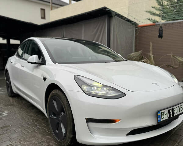 Белый Тесла Модель 3, объемом двигателя 0 л и пробегом 60 тыс. км за 19500 $, фото 10 на Automoto.ua