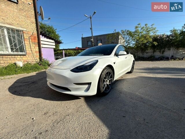 Білий Тесла Модель 3, об'ємом двигуна 0 л та пробігом 40 тис. км за 22900 $, фото 9 на Automoto.ua