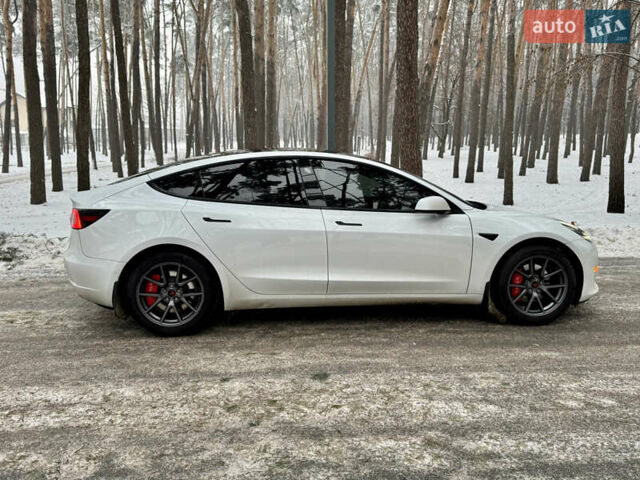 Білий Тесла Модель 3, об'ємом двигуна 0 л та пробігом 89 тис. км за 22000 $, фото 4 на Automoto.ua