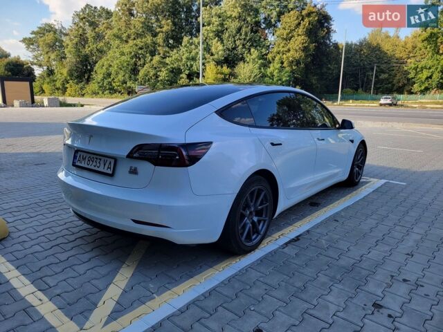 Білий Тесла Модель 3, об'ємом двигуна 0 л та пробігом 111 тис. км за 20500 $, фото 4 на Automoto.ua