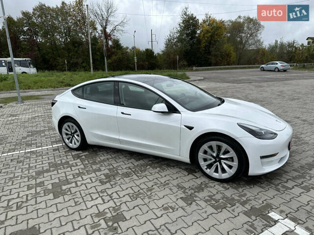 Білий Тесла Модель 3, об'ємом двигуна 0 л та пробігом 120 тис. км за 15900 $, фото 11 на Automoto.ua