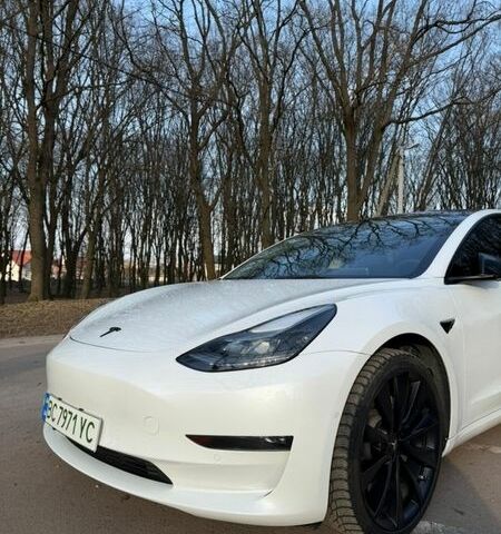 Белый Тесла Модель 3, объемом двигателя 0 л и пробегом 94 тыс. км за 21800 $, фото 10 на Automoto.ua