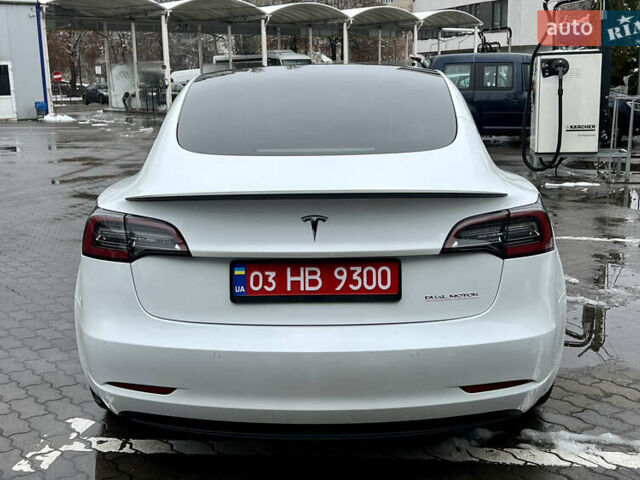 Білий Тесла Модель 3, об'ємом двигуна 0 л та пробігом 5 тис. км за 22500 $, фото 10 на Automoto.ua